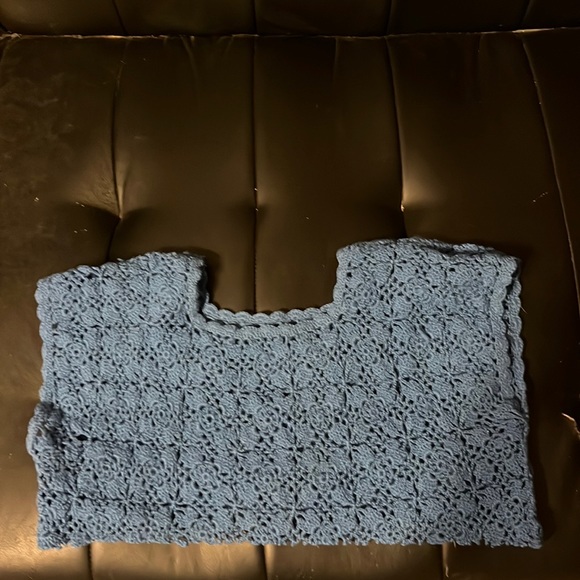 Woman’s crocheted halter top, size medium - Picture 1 of 1